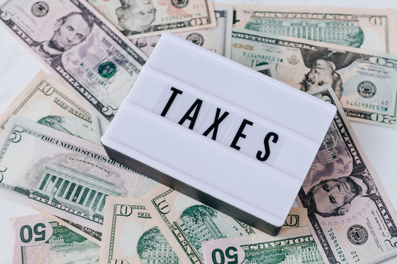 VAT, Sales Tax, and Global Compliance for SaaS: A Founder's Practical Guide